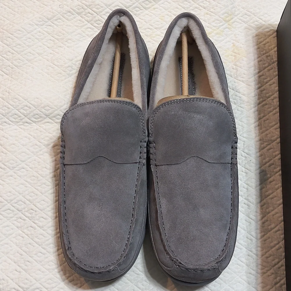 Vince Gibson Shearling Lined Moc Toe Slippers